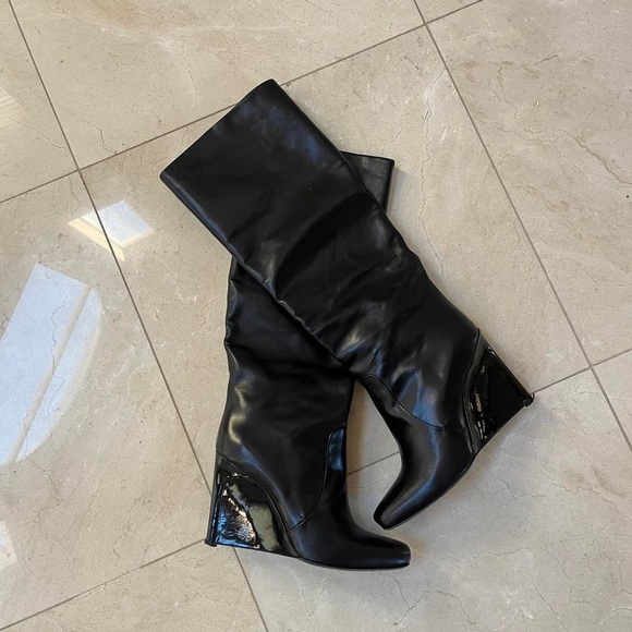 CALVIN KLIEN VINTAGE WEDGE BOOTS - Picture 3 of 9